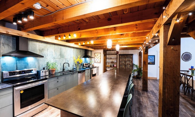 Grey Highlands Cabin | Tranquil Retreat @ the SEED Lodge: Nature, Comfort & Shared Serenity