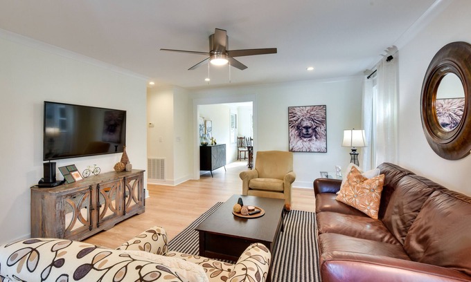 Travelers Rest House | Tranquil Travelers Rest Home w/Fire Pit!