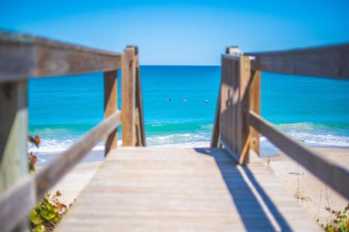 Melbourne Beach Apartment | Tranquility Octopus Suite - Oceanfront Paradise!