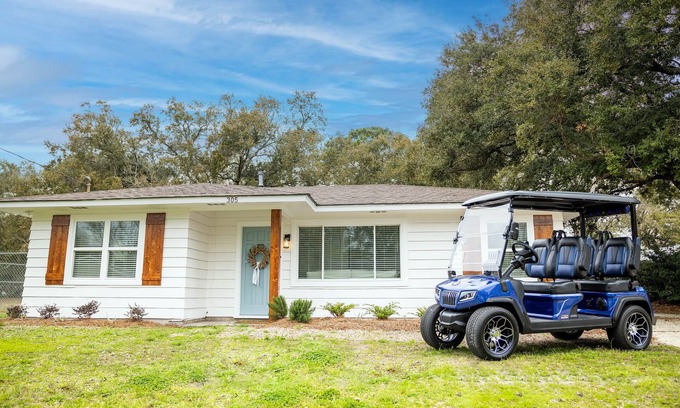 Ocean Springs House | Tranquility on Teringo includes golf cart! Close to the beach & downtown!