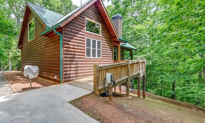Cleveland House | Tranquility – Serene Cabin for Couples & Small Groups