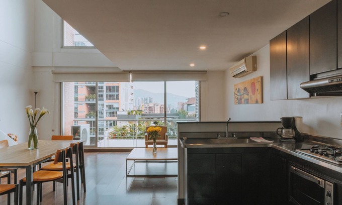 El Tesoro Apartment | Travelers Orange Suites