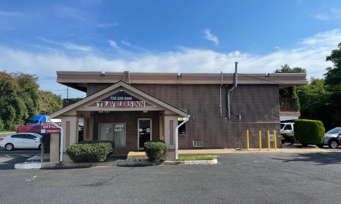 Dayton Hotel | Travelers Inn