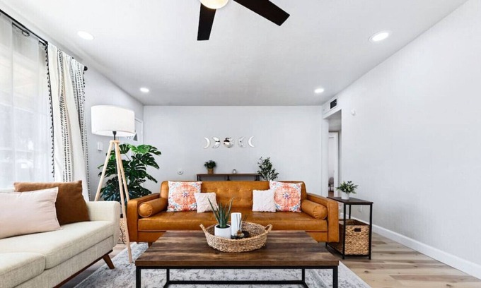 Raisin House | Traveling Professionals< Fresno Retreat!