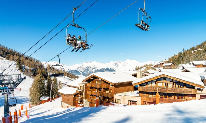 Plagne 1800 Apartment | travelski home premium - Résidence Les Chalets d'Edelweiss 4 stars
