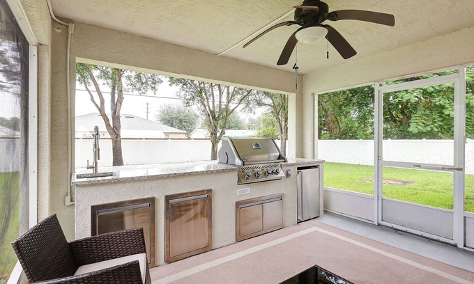 Port Saint Lucie House | Treasure Coast of FL with King Size Suite