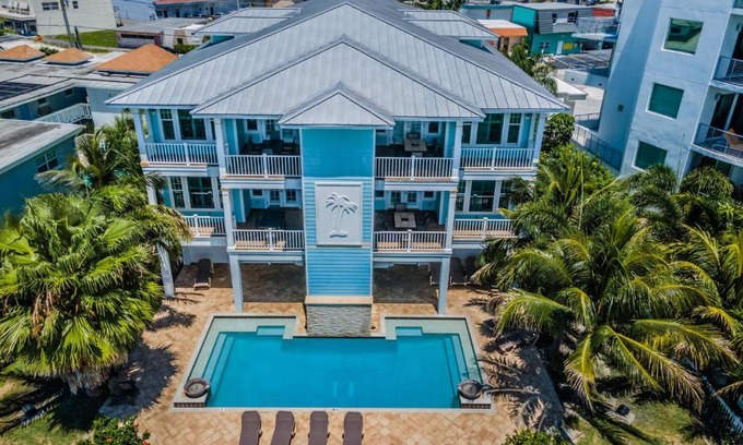 Treasure Island House | Treasure Trove Mermaids Cove