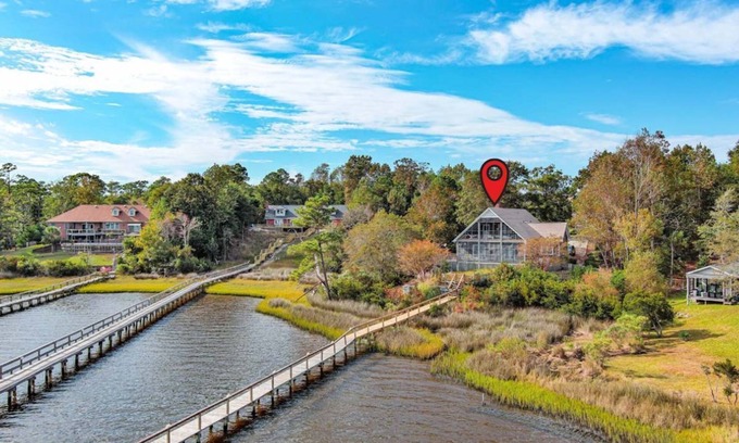 Swansboro House | Tree Frog, Peaceful Private River Front Swansboro, Close to Downtown