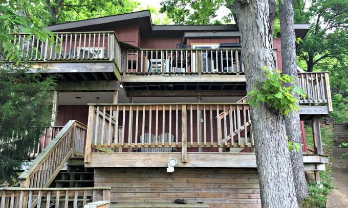 Lake Ozark House | Tree House