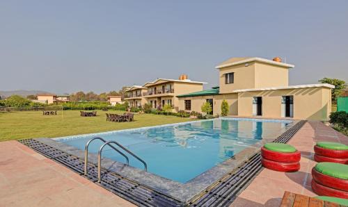 Bail Parao Hotel | Treebo Kaira Resort With Pool View, 5 Km From Jim Corbett Jungle Safari