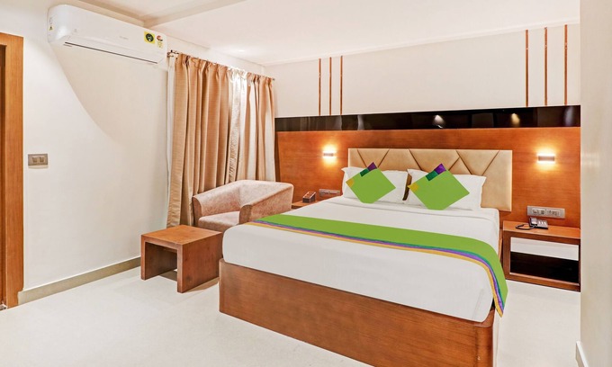 Chikkajala Hotel | Treebo Trend Emora Grand