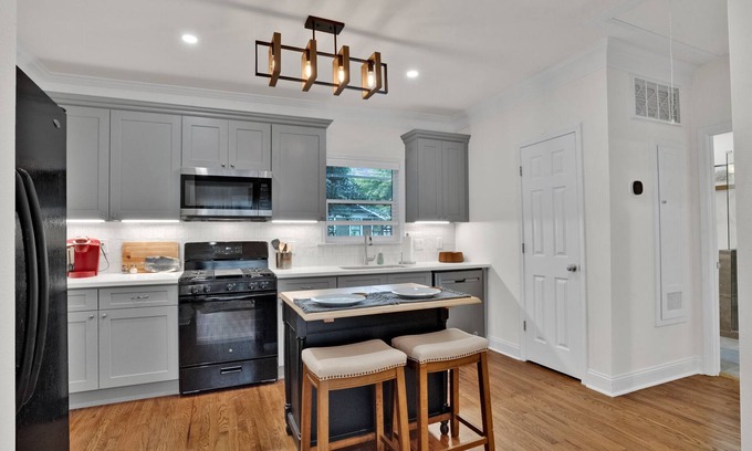 Highland Historic District Apartment | Treehouse on Stephenson