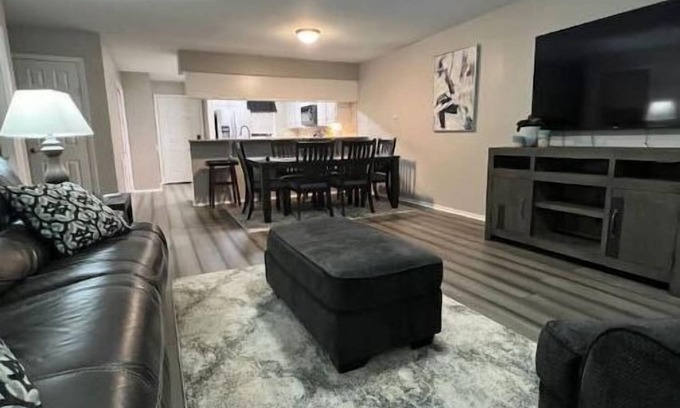 Mount Ida Apartment | Treetop Condo at Mtn Harbor