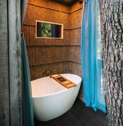 Chattanooga Ski Chalet | Treetop Hideaways: Redbud Treehouse in Chattanooga