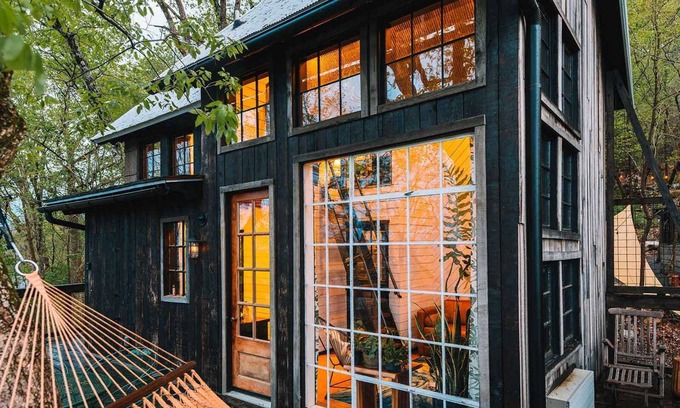 Chattanooga House | Treetop Hideaways: Wood Lily Treehouse in Chattanooga