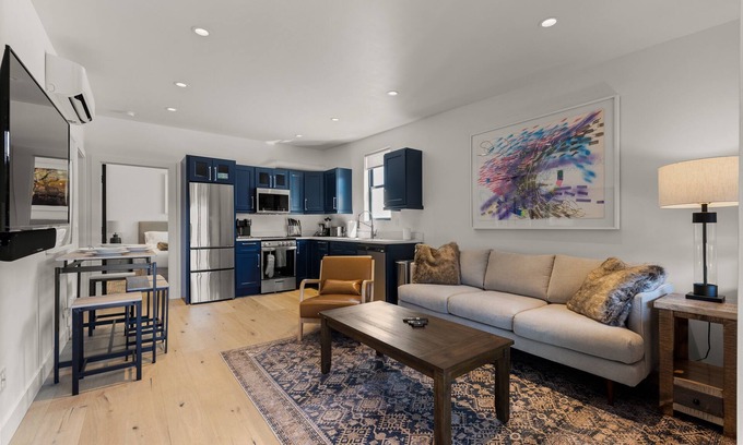 Whitefish Apartment | Trek & Deck | Hot Tub, 2 Kings, Downtown