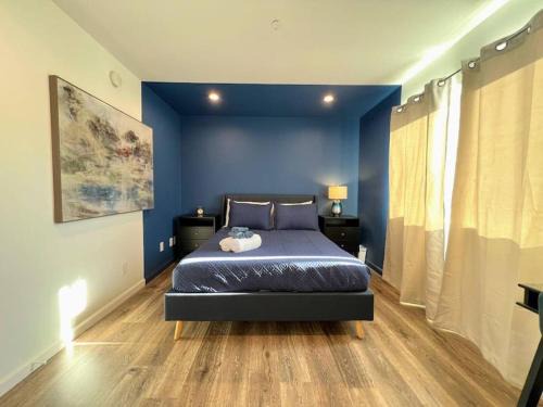 Universal City House | Trendy 2BR Near Hollywood Hotspots - BR9
