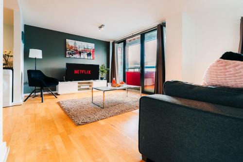 Highbury West Apartment | Trendy Accommodation in Arsenal