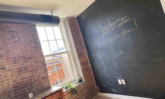 Northern Liberties Apartment | Trendy apartment in Northern Liberties