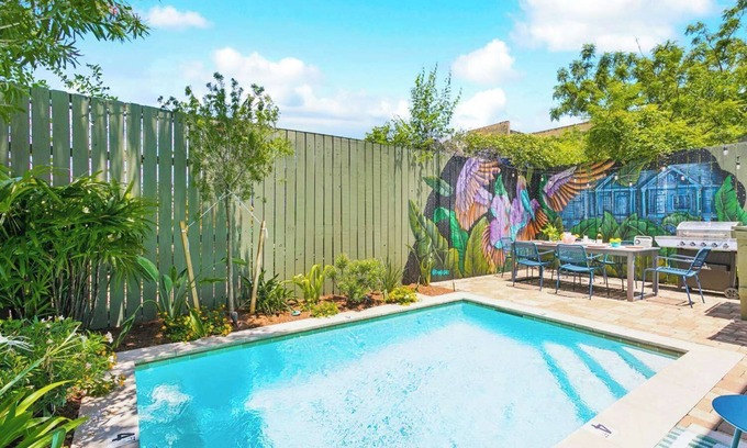 Bayou St. John House | Trendy Art Filled MidCity Oasis w/HeatedPool+ PKG