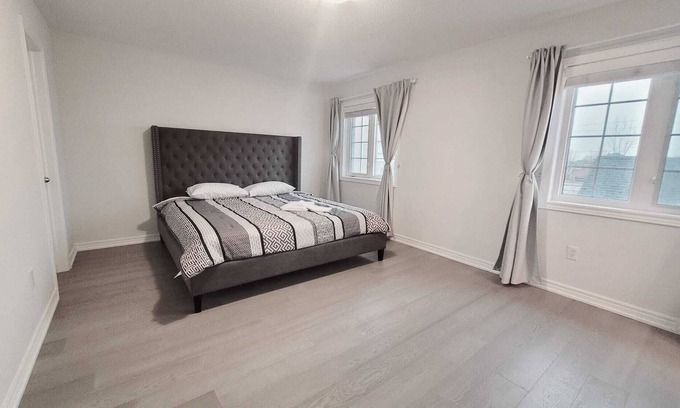Markham House | Trendy, Beautiful, Stylish Detached Home in Cornell, Markham.
