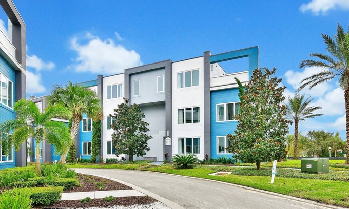 Reunion Hotel | Trendy Condo with Foosball Table near Disney with Resort & Waterpark Access -.