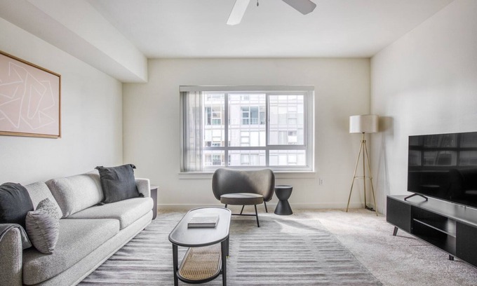 West Bellevue Apartment | Trendy Downtown Bellevue 1BR w/W/D & Storage, near Shops, by Blueground