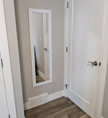 Traverse City House | Trendy Downtown Condo-Walk to it ALL Capri 315