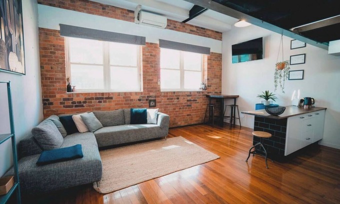 Fortitude Valley Apartment | Trendy Industrial Style Loft in Fortitude Valley