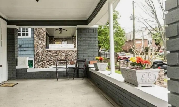 Birmingham House | Trendy Lakeview Craftsman