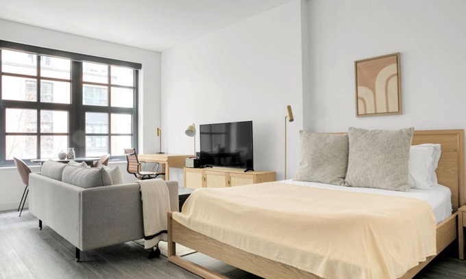 South of Washington Apartment | Trendy South End Studio w/W/D & Gym, near SoWa District, by Blueground