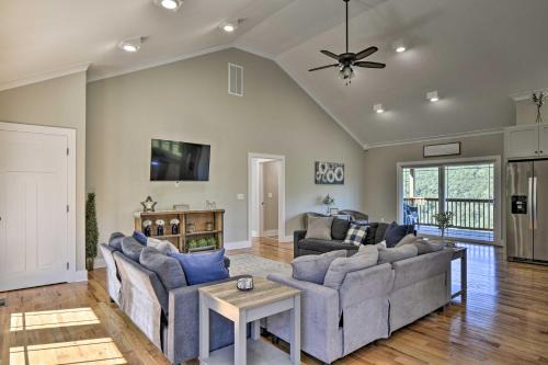 Trenton House | Trenton House with Mountain Views, Fire Pit and Grill!