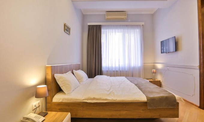 Vake Hotel | Tribu Express Hotel
