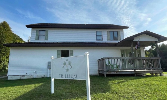 Drummond House | Trillium on Drummond Island
