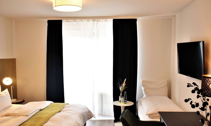 Diessen am Ammersee Hotel | Triple Room with Balcony - Hotel zum See *** garni