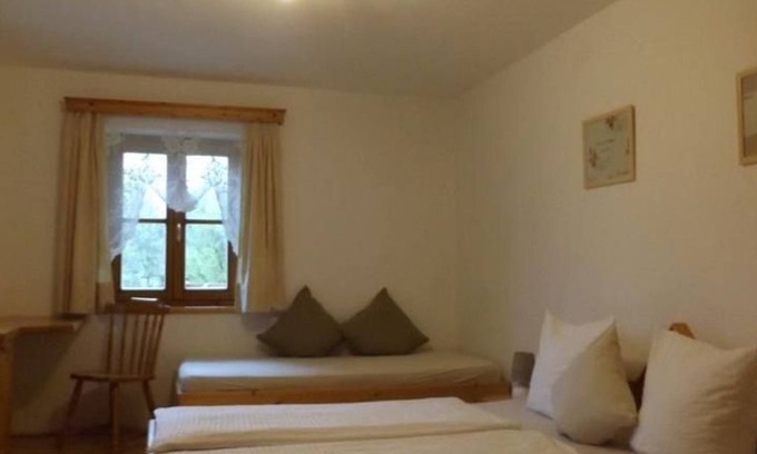Nussdorf am Attersee Other | Triple room - Gasthof Steinbichler - Groiss cider and game farm