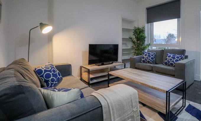 Troon House | Troon Golf Apartment