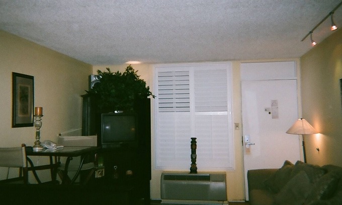 Moorings Condo | TROPICAL GROUNDS AND GREAT AMENITIES, 1 MILE BEACH. 3 RESTAURANTS ON PROPERTY.