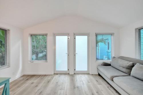 Sailboat Bend House | Tropical Oasis 2BR w Pool