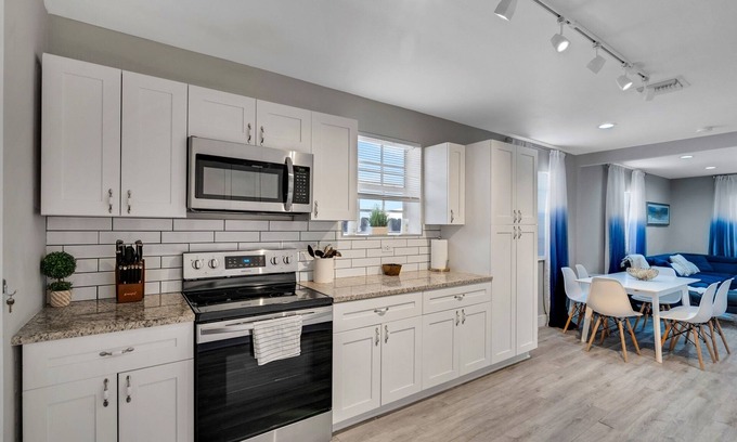 Central Oakland Park House | Tropical Oasis Retreat In Oakland Park, Fl 3 Bedroom Home by RedAwning