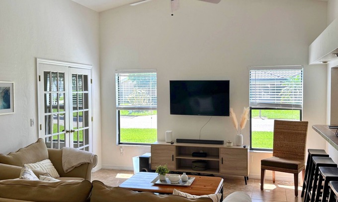 Bonita Springs Villa | Tropical Paradise in Sunny Bonita Springs, Florida with amenities galore!