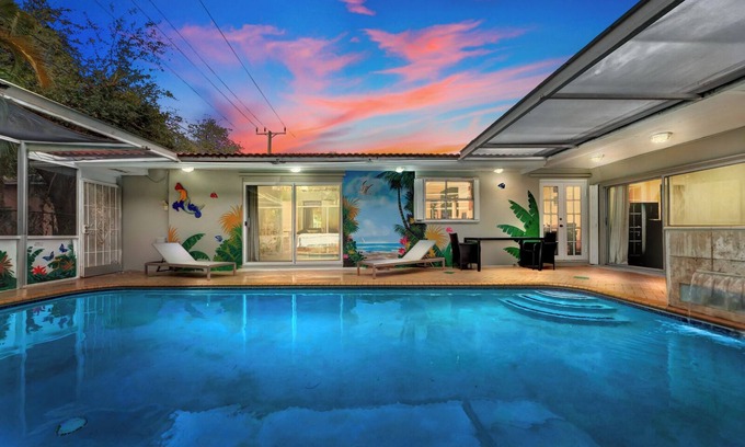 Highland Garden House | Tropical Privat Home Spacious 6 -bedrooms 4 Baths with private pool