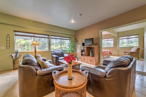 Ohia Estates House | Tropical Volcano Bungalow Less Than 4 Mi to Natl Park!