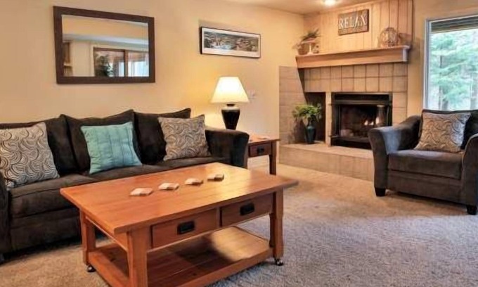 Harbor Springs Condo | Trout Creek Condo #105 - next to Skiing and Golf