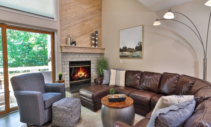 Harbor Springs Condo | Trout Creek Condo #125 - Harbor Springs Michigan - Two Bedroom Loft