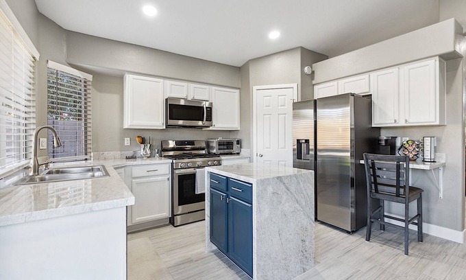 Superstition Springs House | Troy's Retreat * 3BR Home w/Hot Tub & Fire Pit Lounge