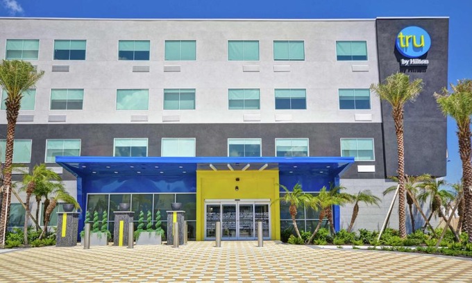 South Side Hotel | Tru By Hilton Corpus Christi South Padre Island Dr