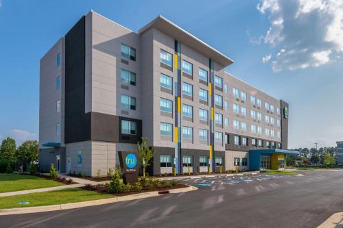 Terry Sanford Hotel | Tru By Hilton Fayetteville Fort Bragg