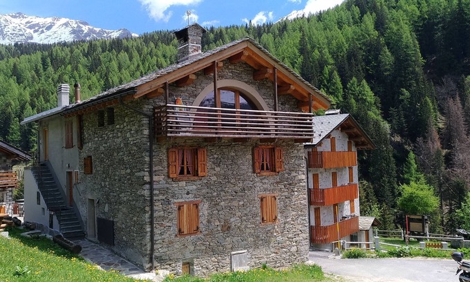 Scalcoggia Apartment | TRUE ALPINE RUSTIC