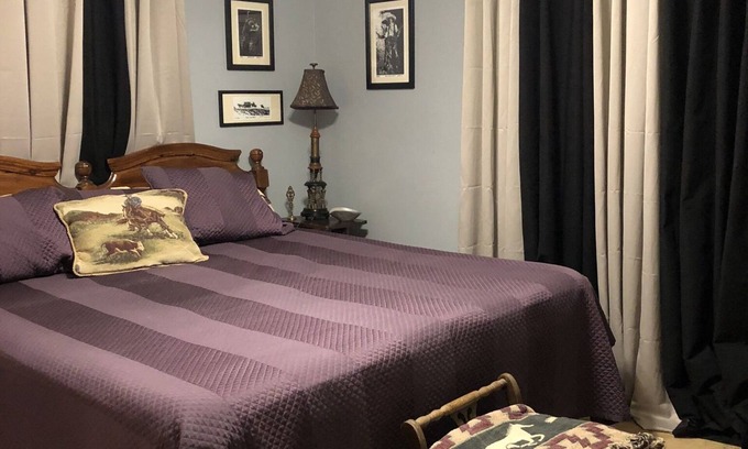 Medical Center District House | True Rest! A home with the spirit of the west. A place you can relax, kick back!